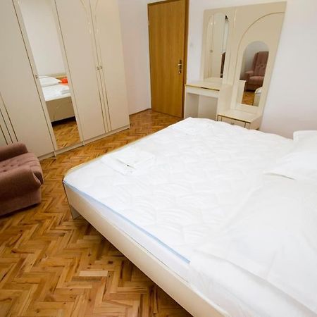 Holiday Home Makarska Buitenkant foto