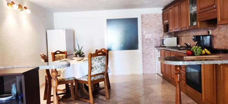 Holiday Home Makarska Buitenkant foto