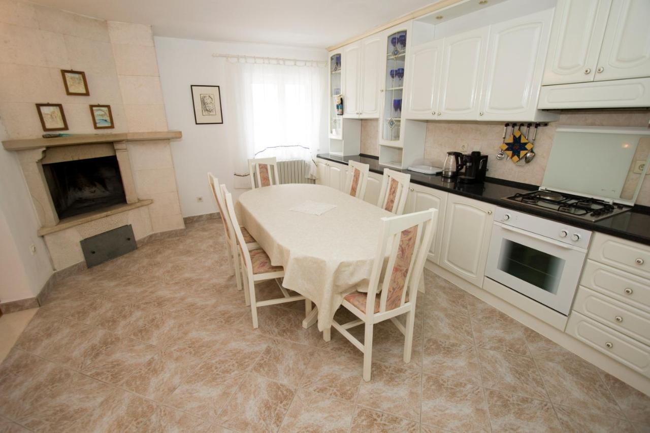 Holiday Home Makarska Buitenkant foto