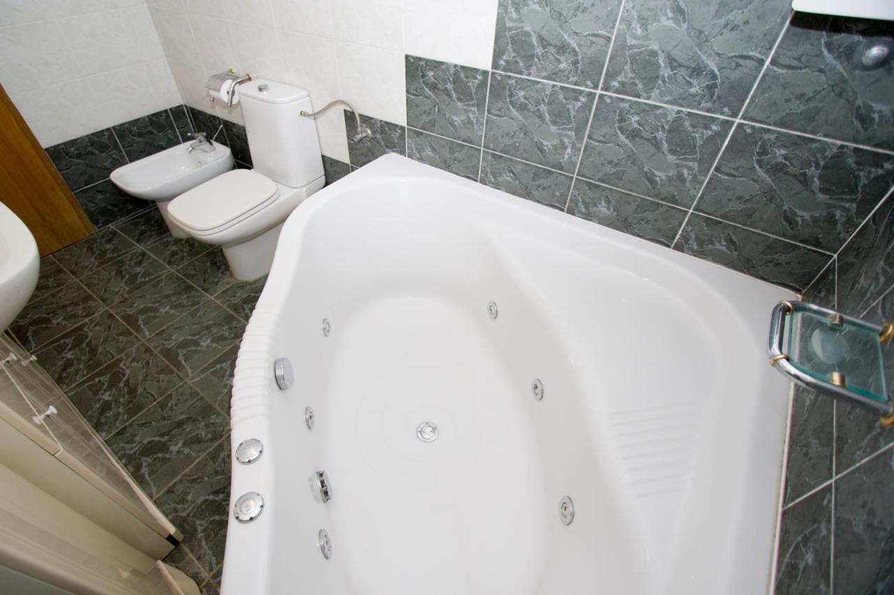 Holiday Home Makarska Buitenkant foto